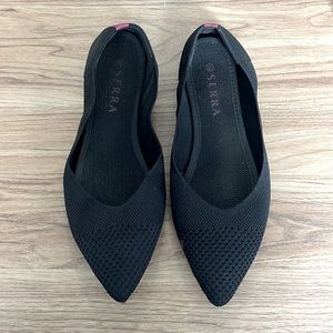 Size 10 Serra black ballet flats/office shoes for women.
